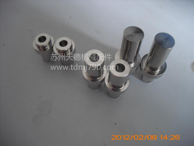 非標鑲套加工圖片