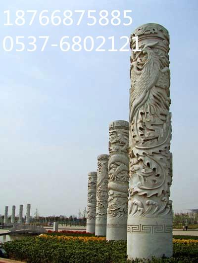 供應(yīng)石雕龍柱直銷