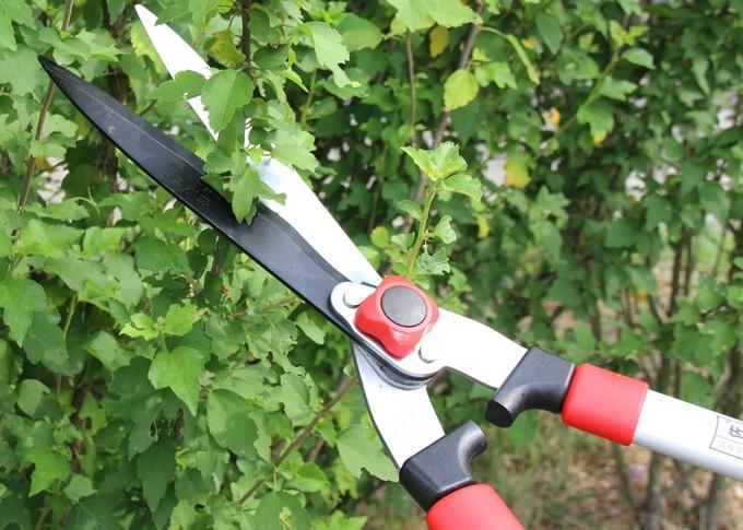 進(jìn)口佐川吉1037整籬剪價(jià)格、鋁柄綠籬剪 、整籬剪9寸波浪園藝工具