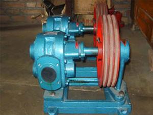 　RY風(fēng)冷式導(dǎo)熱油泵結(jié)構(gòu)合理，性能優(yōu)良，使用可靠