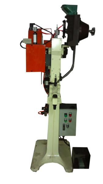 汽車剎車片鉚釘機剎車盤自動鉚合機