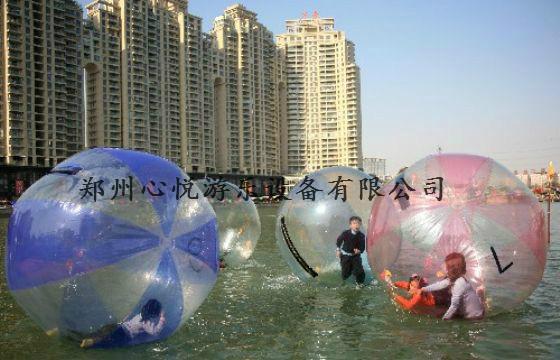 供應水上樂園水上步行球
