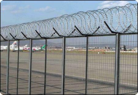 內(nèi)蒙*刺繩防護網(wǎng) *刺繩防護網(wǎng)廠詳細描述