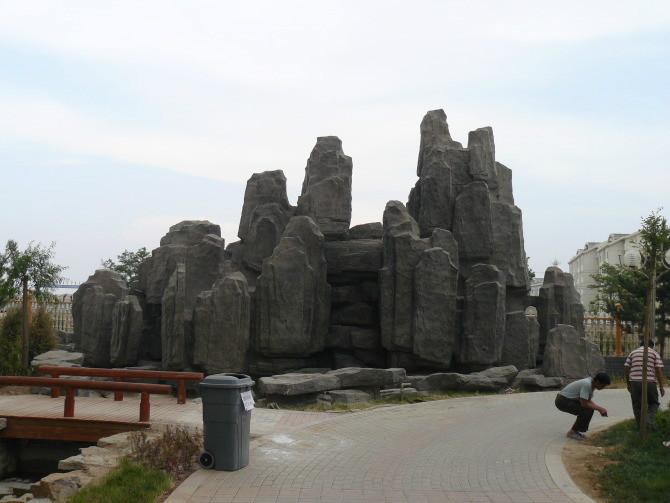 供應(yīng)假山設(shè)計(jì)施工 貴陽(yáng)假山溶洞施工 益陽(yáng)人造假山施工隊(duì) 西安質(zhì)量可靠園林景觀設(shè)計(jì)公司 太原水泥假山溶洞制作