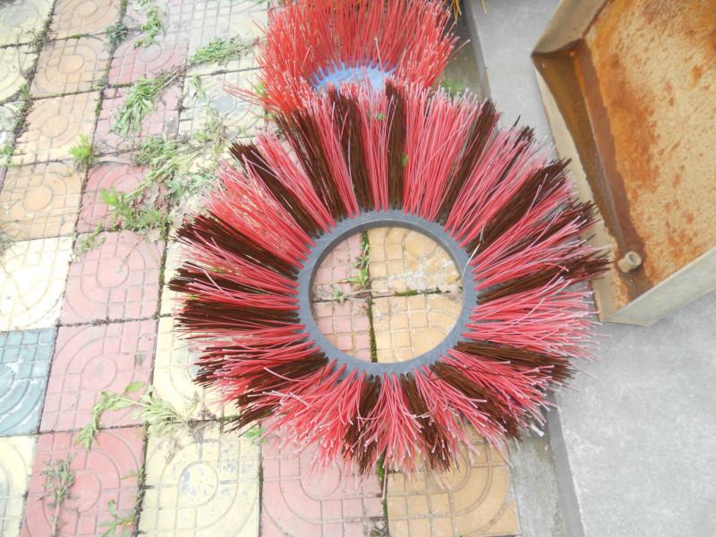 供應(yīng)大量供應(yīng)環(huán)衛(wèi)車盤式掃地刷