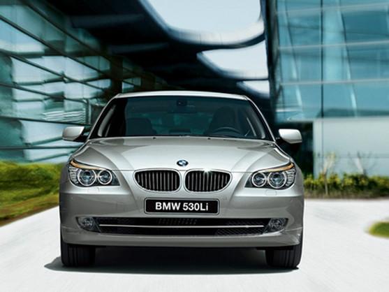 供應武昌租奔馳主婚車，奔馳寶馬悍馬奧迪主婚車出租，武漢結婚租車