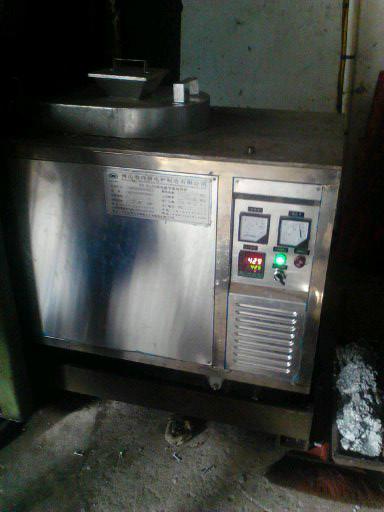 供應(yīng)廣東冉智鋅合金電磁熔爐壓鑄熔爐熔爐