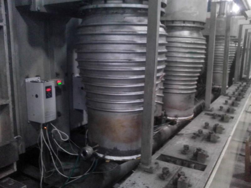 廣東冉智8KW全數(shù)字電磁加熱器應(yīng)用于真空擴(kuò)散泵節(jié)能48