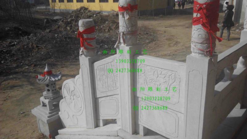 漢白玉護(hù)欄廠家圖片