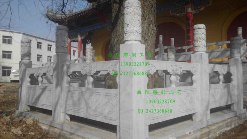 供應(yīng)石護(hù)欄價(jià)格設(shè)計(jì)制作