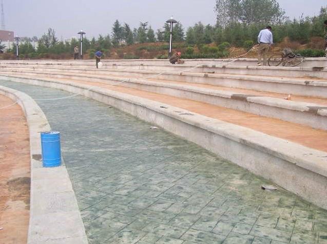 供應(yīng)壓模地坪VS普通道板磚/停車場車位壓模地坪