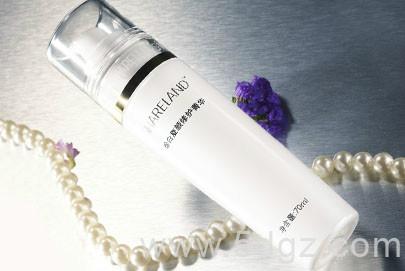 珍白復(fù)顏修護(hù)菁華圖片