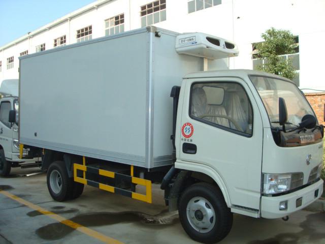 程力公司長期供應(yīng)各類冷藏車，*
