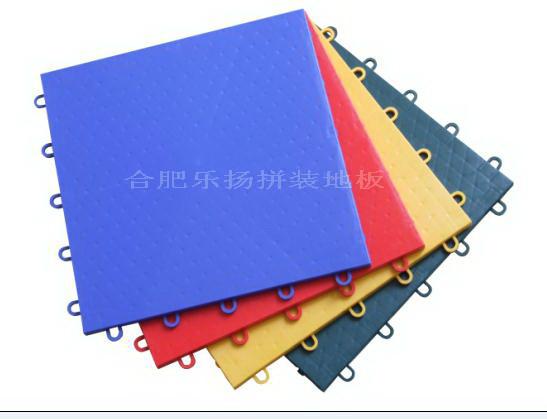 供應(yīng)室內(nèi)籃球場、網(wǎng)球場、排球場用新型拼裝運動地板