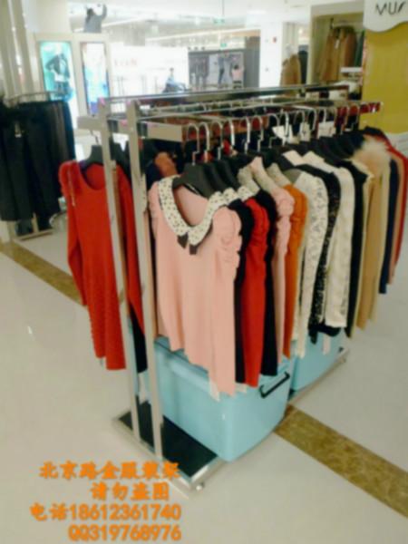 供应高档不锈钢女装店衣架展示架 服装架 服装落地中岛架 靠墙挂衣架图片