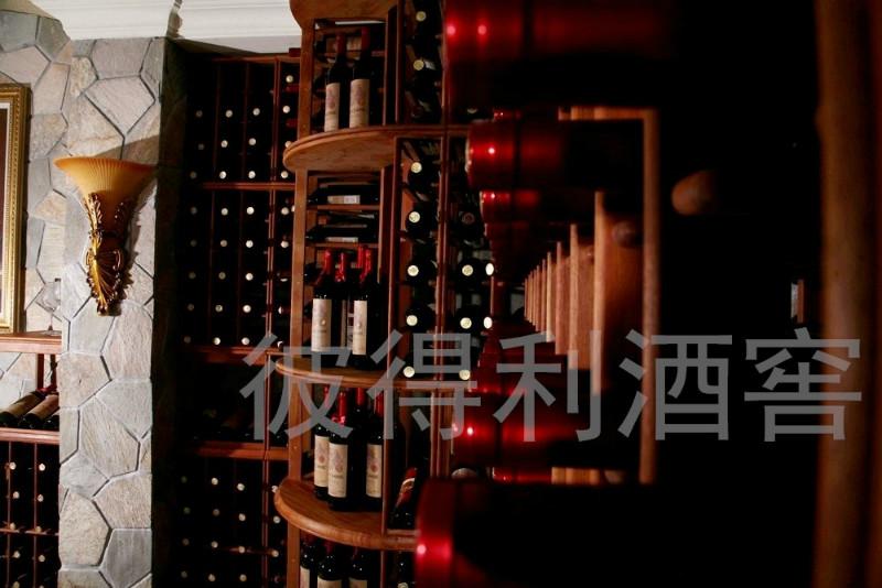 供應(yīng)實(shí)木酒架