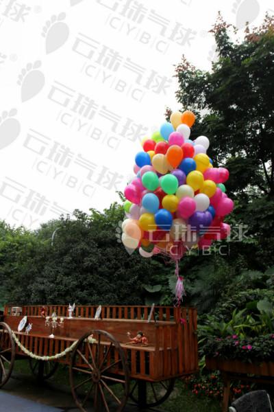 供應(yīng)氣球裝飾布置