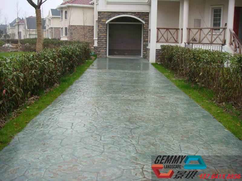 上海彩色壓花地坪施工行業(yè)*，壓模地面用于工廠（公司）園區(qū)、公共停車場、廣場、人行道、住宅小區(qū)、花園步道等