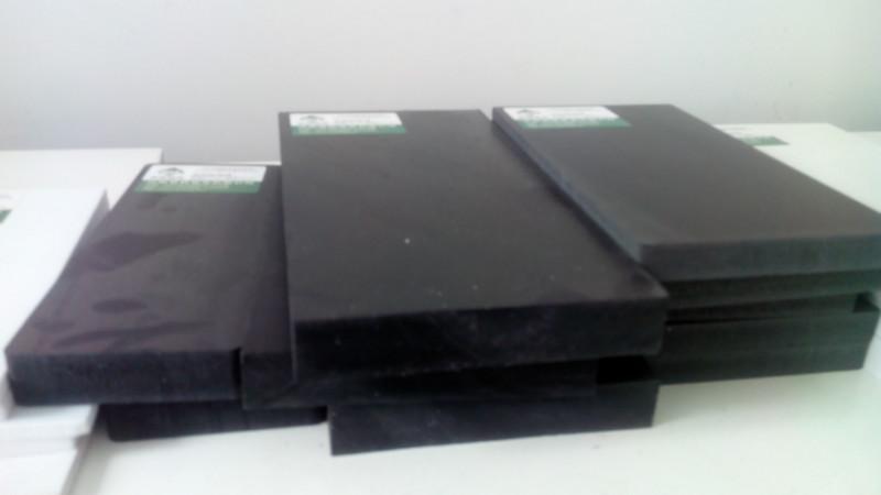 供應(yīng)黑色PVC發(fā)泡板