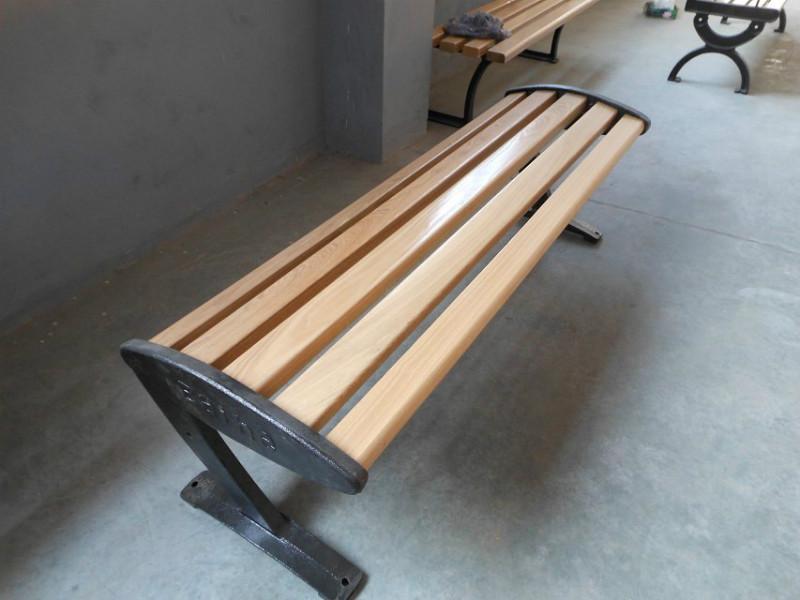 供應(yīng)欽州休閑椅批發(fā)，欽州休閑椅廠家直銷/防腐木休閑椅現(xiàn)貨批發(fā)/