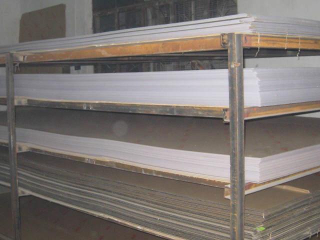 亞克力乳白有機(jī)板價(jià)格   湖南乳白有機(jī)玻璃板材現(xiàn)貨供應(yīng)