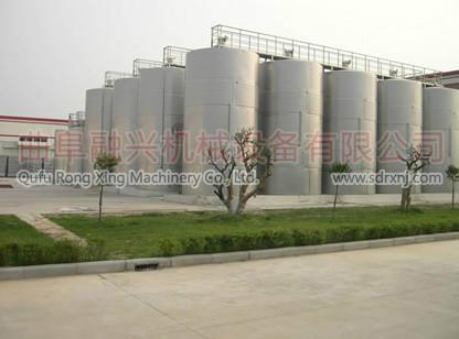 供應(yīng)盤(pán)錦不銹鋼食品罐，化工用不銹鋼罐，316化工*儲(chǔ)存罐廠家