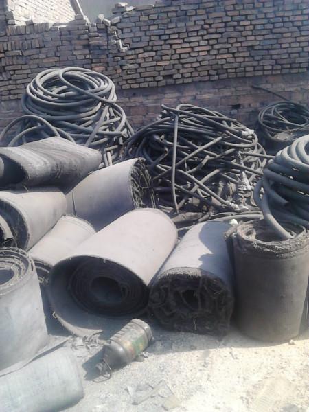 供應(yīng)長(zhǎng)期收舊鋼絲膠管