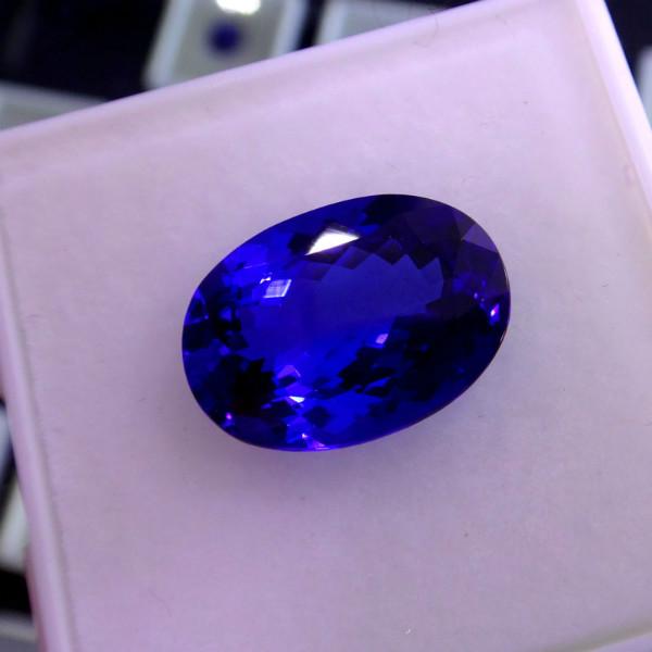 坦桑石戒面天然橢圓形坦桑石藍(lán)寶石圖片