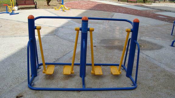 供應(yīng)戶外健身器材江西游樂設(shè)備