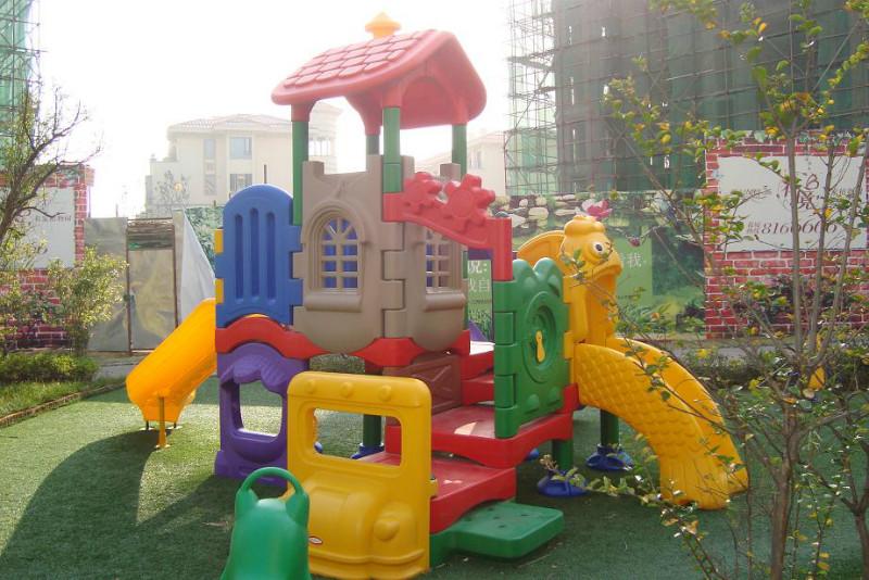 供應(yīng)小型滑梯 幼兒玩具