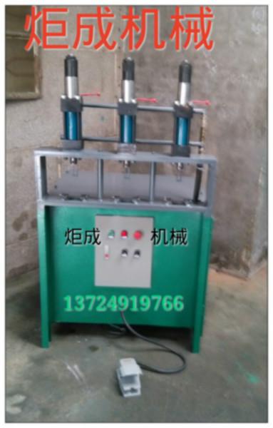 供應(yīng)湖北宜昌新鋼護(hù)欄沖孔機(jī)/鋅鋼護(hù)欄沖孔機(jī)批發(fā)/鋅鋼護(hù)欄沖孔機(jī)