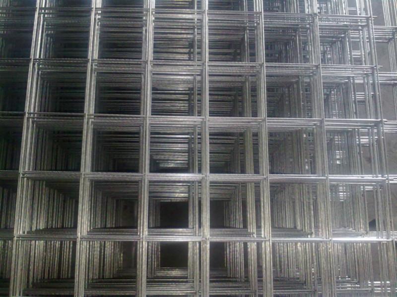 供應水泥網(wǎng)片、黑線碰焊網(wǎng)片