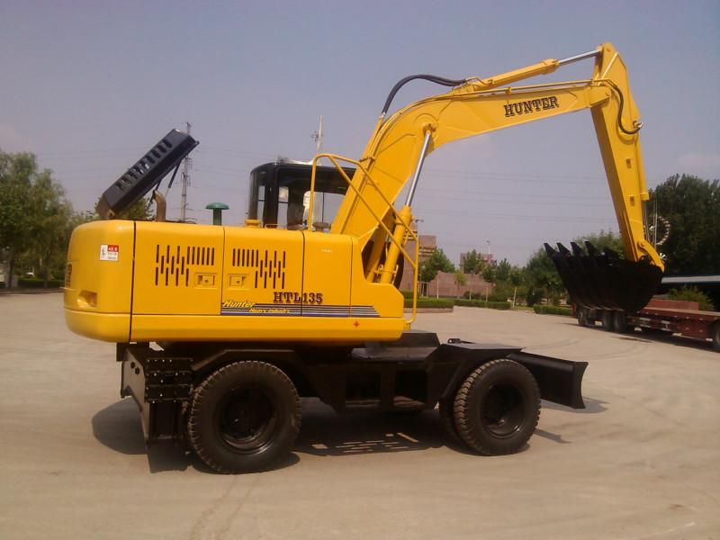 供應(yīng)廣東省銷售恒特135輪式挖掘機(jī)