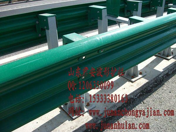 供應(yīng)波形護(hù)欄 公路波形護(hù)欄板 廠家直銷波形護(hù)欄板