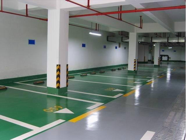 車位劃深圳停車場(chǎng)劃線圖片