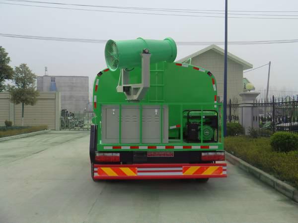 供應(yīng)東風(fēng)145消防灑水車帶除塵功能