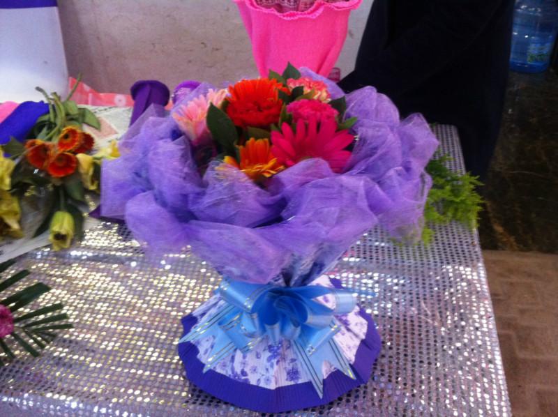 供應插花DIY活動現(xiàn)場