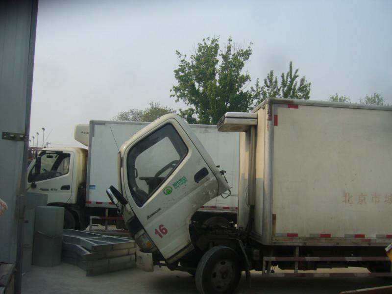 供應(yīng)維修玻璃鋼冷藏車廂板/修理玻璃鋼車廂板