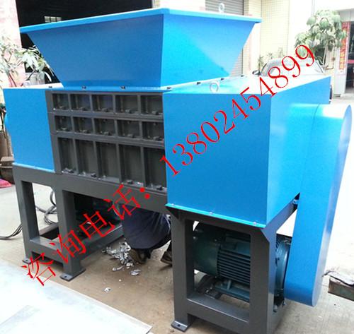 供應(yīng)東莞四軸破碎機(jī)四軸撕碎機(jī)