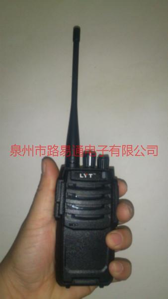 供應(yīng)7W對講機生產(chǎn)廠家