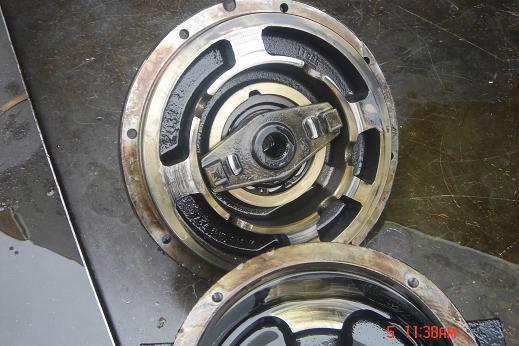 供應(yīng)注塑機(jī)0514系列MOOG油泵、伺服閥、比例閥維修