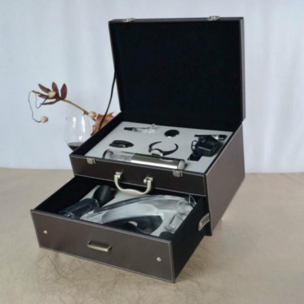 供應(yīng)豪華雙層干電池電動開瓶器套裝 創(chuàng)意實用家居用品