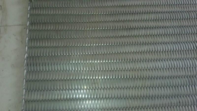 金屬扁絲網(wǎng)帶/扁絲傳送帶圖片