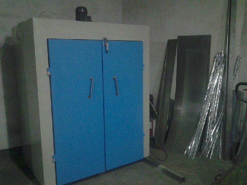 供應(yīng)東莞恒溫烤箱