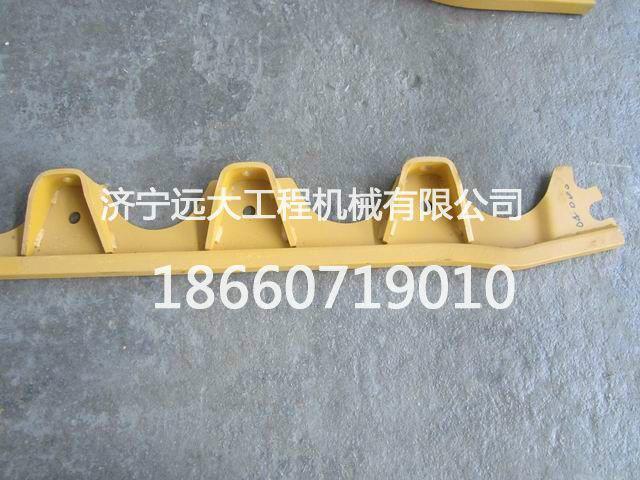 山推配件支重輪護(hù)板圖片