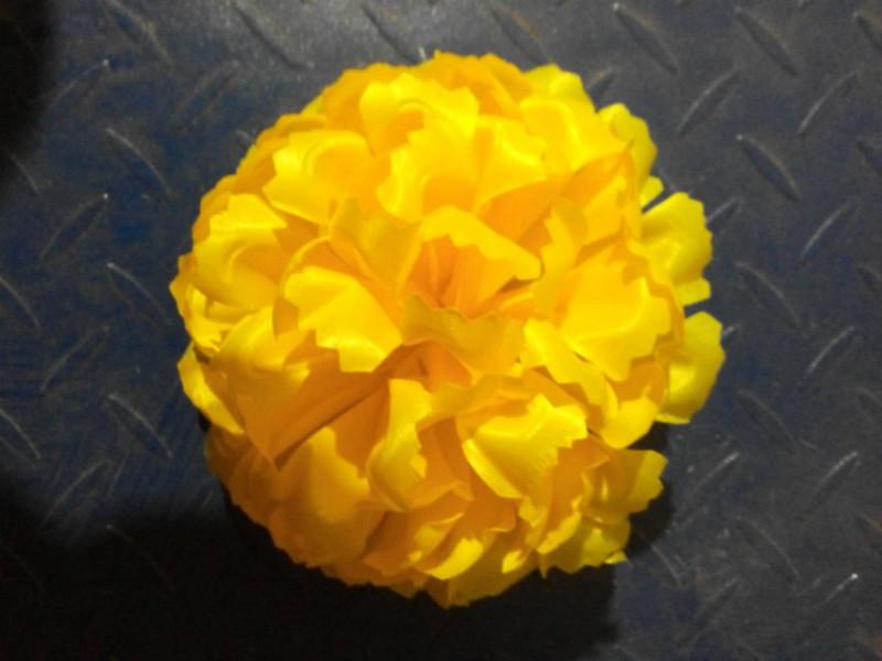 供應(yīng)山西絹花菊花批發(fā)，花圈大菊花，仿真大菊花