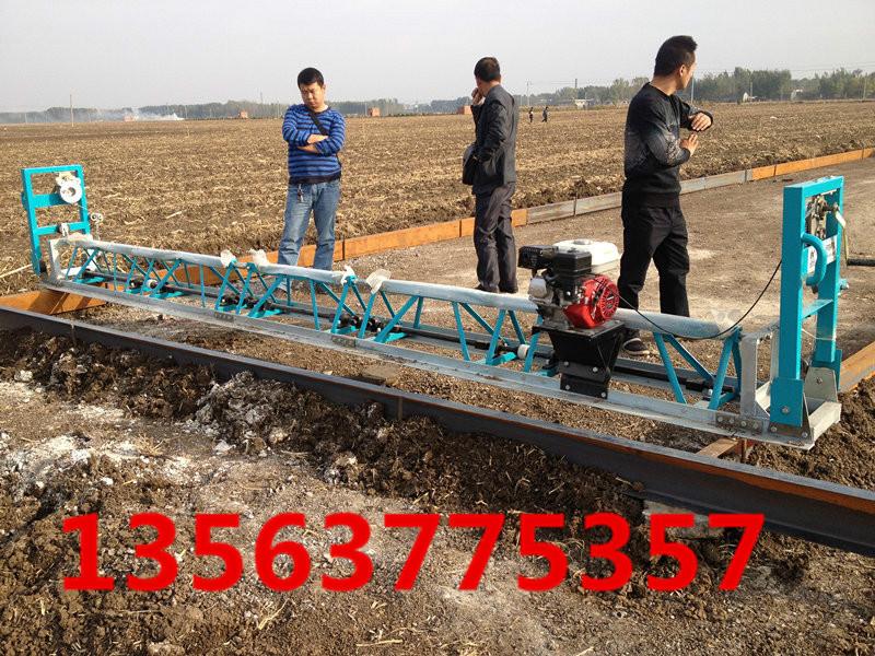 供應(yīng)攤鋪整平機(jī)服務(wù)周到的廠家