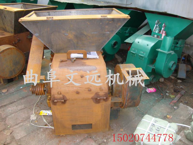 供應(yīng)秸稈粉碎機玉米秸稈粉碎機