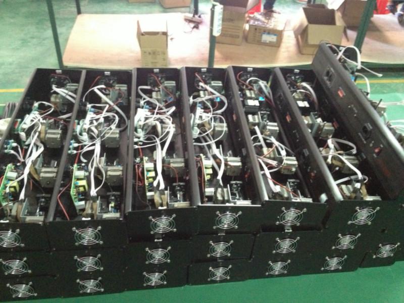 供應(yīng)四頭激光燈/四頭紅綠激光燈