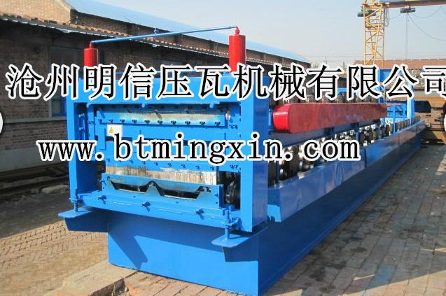 供應(yīng)840壓瓦機(jī)卷簾門設(shè)備